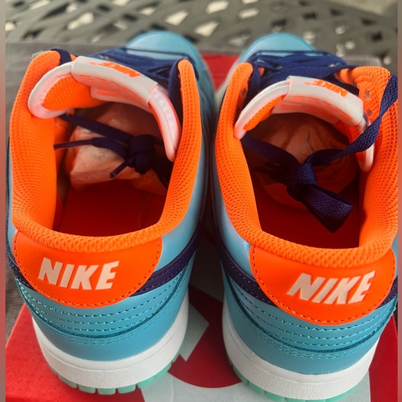 Nike Dunk Low SE Men’s size 9 Women 10.5 Shoe Sneakers HQ1538-416 - Picture 8 of 17